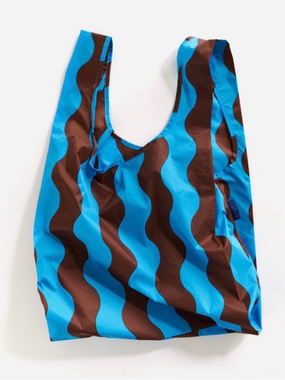 Standard BAGGU Reusable Bag in Discontinued Pattern – Wavy Stripes Brown/Teal